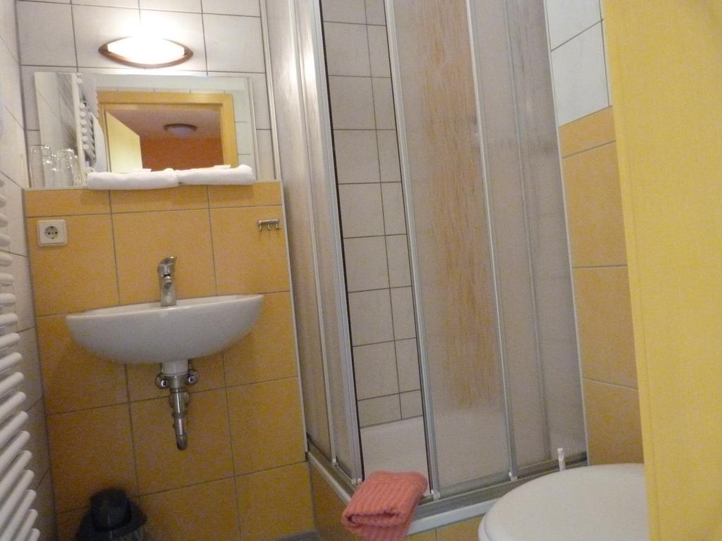 Waldhaus Colditz Garni Екстериор снимка